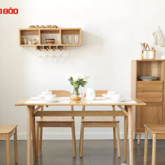 BÀN ĂN GIA ĐÌNH ĐẸP BẰNG GỖ SỒI TỰ NHIÊN GB-4646