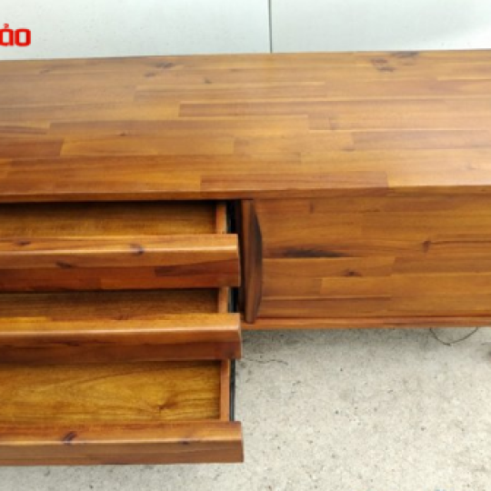 TỦ KỆ TIVI PHÒNG KHÁCH TIỆN DỤNG GB-332